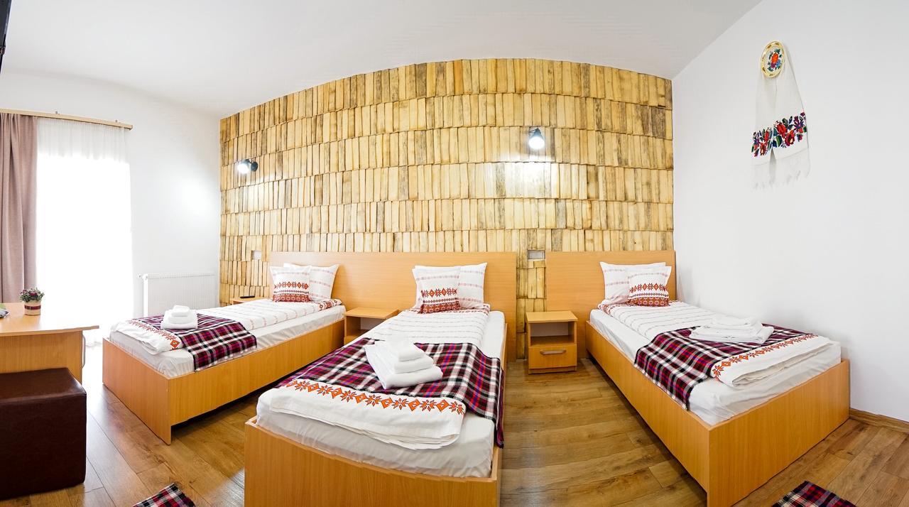 Hotel Casa Ralucai Moisei Esterno foto
