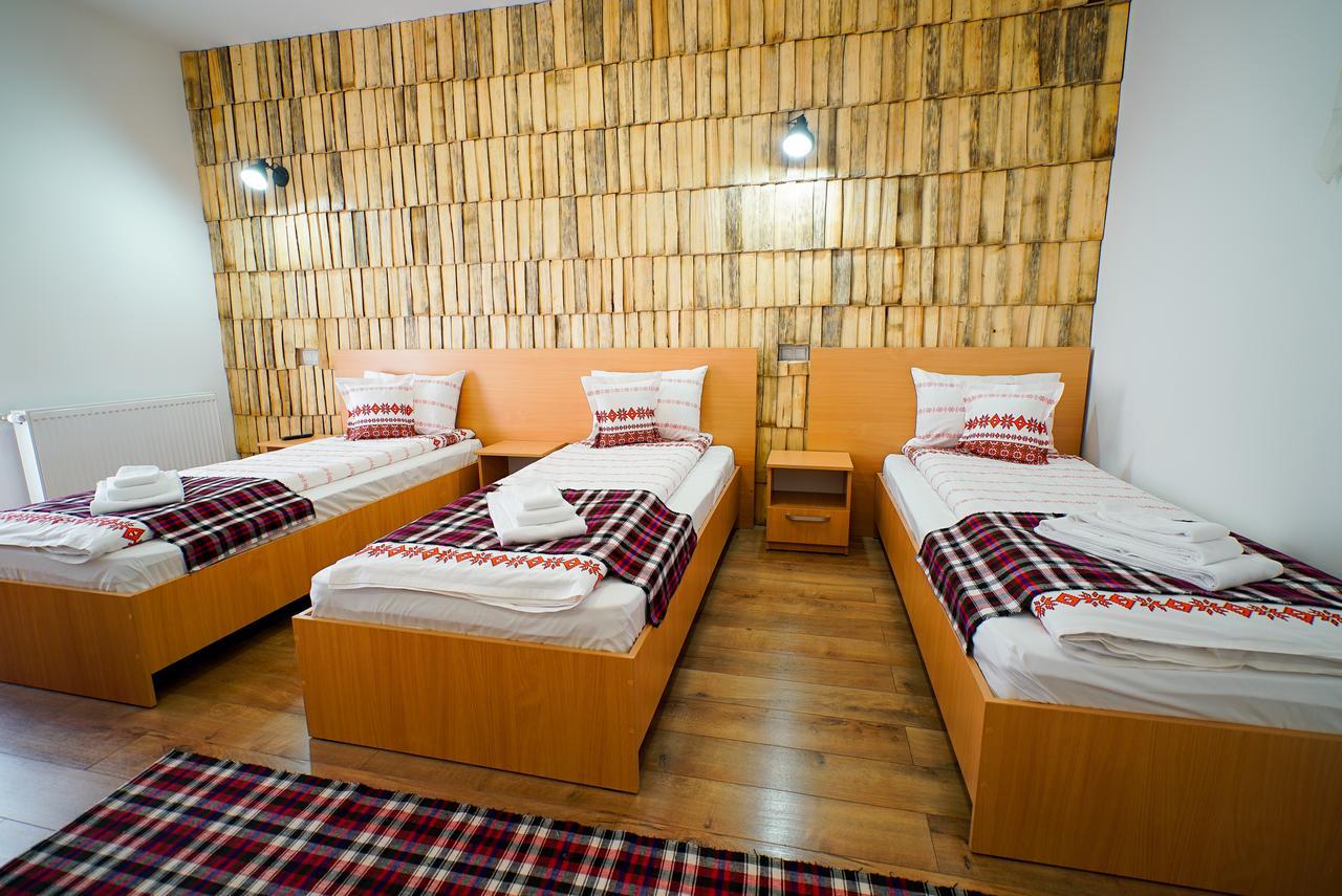 Hotel Casa Ralucai Moisei Esterno foto
