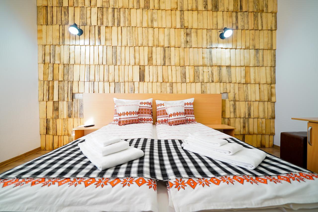 Hotel Casa Ralucai Moisei Esterno foto