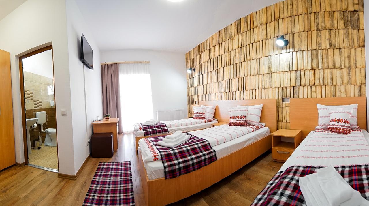 Hotel Casa Ralucai Moisei Esterno foto